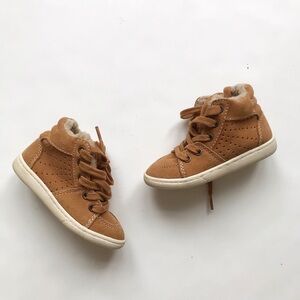 ZARA ran faux suede hi-top sneakers  EUC size 19(4 toddler)
